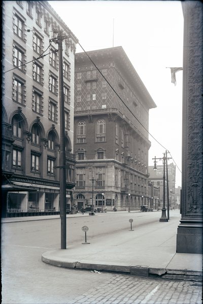 Missouri Athletic Club, von der Fourth Street. Mai 1921 von Oscar C. Kuehn